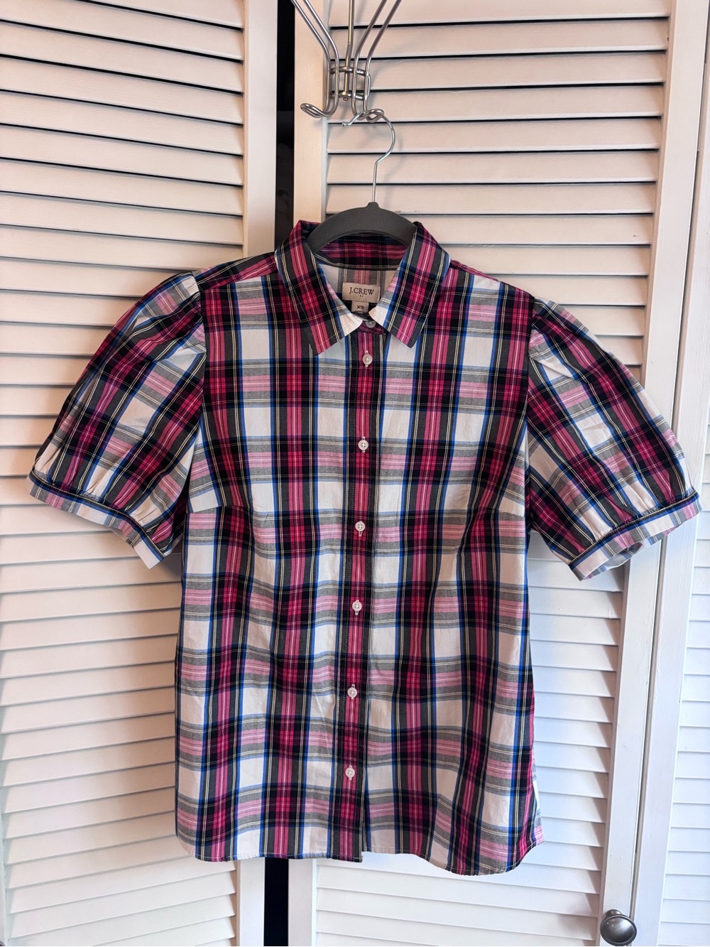 J. Crew ared and Blue Plaid Short-Sleeve, ruffled Button-Down Shirt